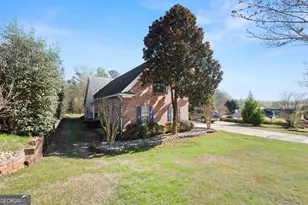 4201 Arbor Chase Rd, Gainesville, GA 30507 - Photo 2