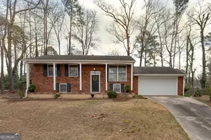 432 King Arthur Ct, Jonesboro, GA 30236 - Photo 1