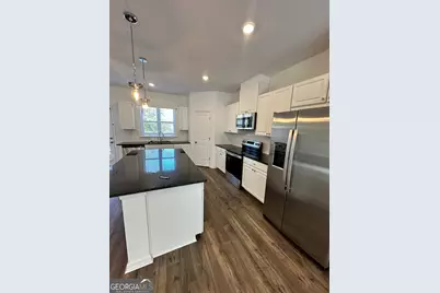 5772 Schelton Place SE, Smyrna, GA 30126 - Photo 4