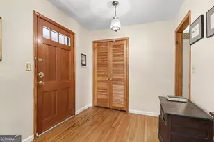 2815 Indian Trail Dr, Tucker, GA 30084 - Photo 2