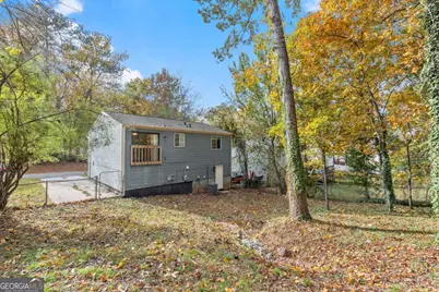 2116 Scarbrough Road, Stone Mountain, GA 30088 - Photo 32