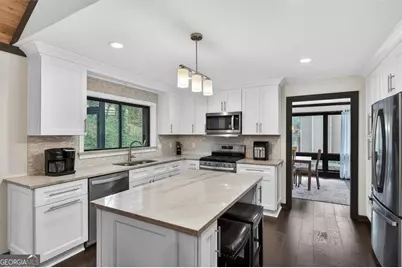 4938 Laurel Spring Drive NE, Roswell, GA 30075 - Photo 6