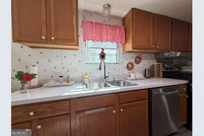 1162 Blacks Creek Drive, Clayton, GA 30525 - Photo 14