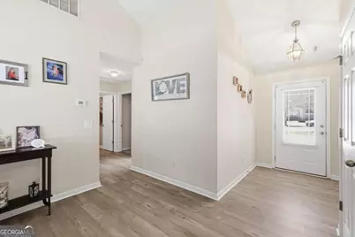 1372 Summer Hill Court, Sugar Hill, GA 30518 - Photo 4