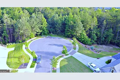 6927 Conifer Court, Flowery Branch, GA 30542 - Photo 1