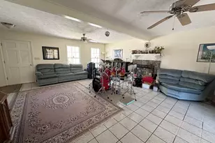 3550 Drum Roll Ln, Snellville, GA 30039 - Photo 4