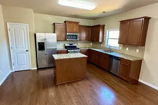 115 Gardinia Ct, Union City, GA 30291 - Photo 6