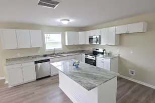 149 Charlotte Dr, Statham, GA 30666 - Photo 4