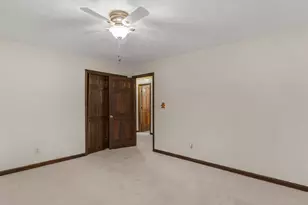 8662 N Shore Dr, Jonesboro, GA 30236 - Photo 30