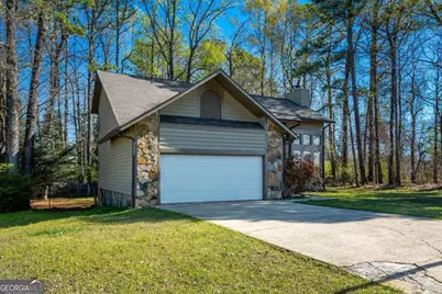 1131 Bailing Drive, Lawrenceville, GA 30043 - Photo 2