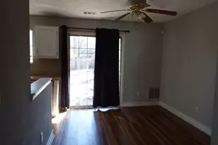 5722 Wells Cir, Stone Mountain, GA 30087 - Photo 12