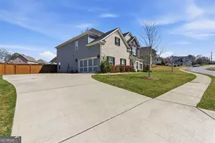 3054 Mountain Shadow Way, Marietta, GA 30064 - Photo 4