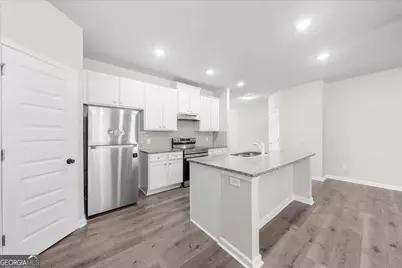 109 Peterson Street, Calhoun, GA 30701 - Photo 1