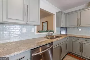 1836 S Garden Ct NE, Brookhaven, GA 30319 - Photo 16