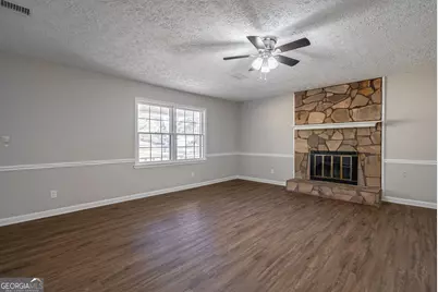 4284 SE Village Green Circle, Conyers, GA 30013 - Photo 2