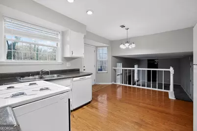 629 Waterview Court, Stone Mountain, GA 30088 - Photo 10