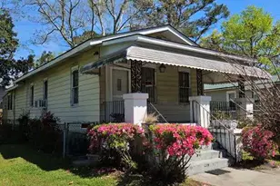 906 E 38th St, Savannah, GA 31401 - Photo 1