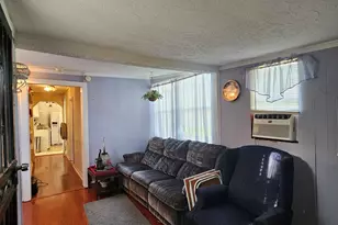 906 E 38th St, Savannah, GA 31401 - Photo 26