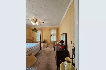 906 E 38th Street, Savannah, GA 31401 - Photo 34