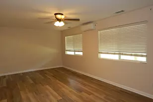 201 Vinson St, Byron, GA 31008 - Photo 12
