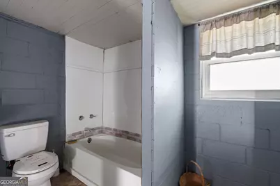 450 S Oak Street, Jackson, GA 30233 - Photo 28