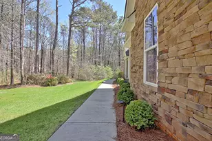 211 Hayden Ln, Newnan, GA 30265 - Photo 4