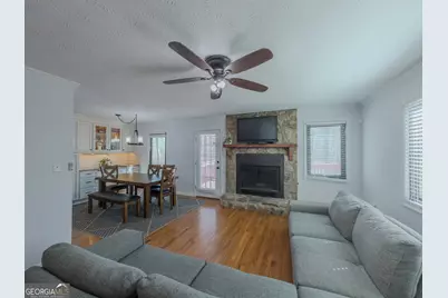 580 Lake Drive, Snellville, GA 30039 - Photo 8