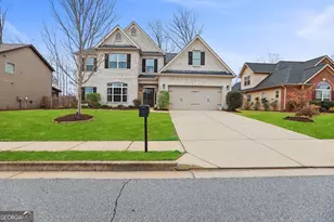 104 Stonebridge Blvd, Newnan, GA 30265 - Photo 2