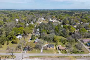 509 Carlton Ave, Union Point, GA 30669 - Photo 40