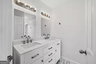 509 Carlton Ave, Union Point, GA 30669 - Photo 16