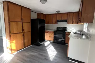 143 Park Ave, Milledgeville, GA 31061 - Photo 2