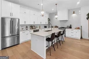 105 Heron Pointe Trl, Canton, GA 30114 - Photo 4