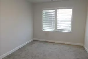 930 Elderberry Ct, Lawrenceville, GA 30045 - Photo 16