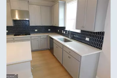 930 Elderberry Court, Lawrenceville, GA 30045 - Photo 10