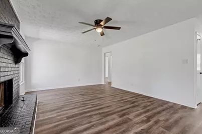 608 S Jeff Davis Drive, Fayetteville, GA 30215 - Photo 6