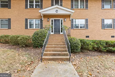 3510 Roswell Road NW #APT C2, Atlanta, GA 30305 - Photo 2