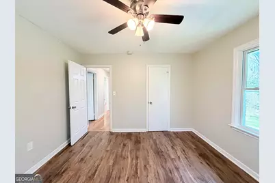 73 Cade Street, Hartwell, GA 30643 - Photo 2