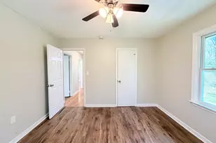 73 Cade St, Hartwell, GA 30643 - Photo 2