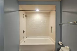 4561 NE Olde Perimeter Way, Atlanta, GA 30346 - Photo 22