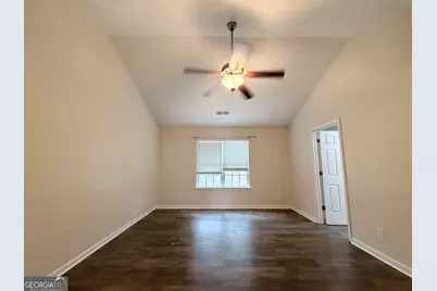 1725 Heatherton Road, Dacula, GA 30019 - Photo 8