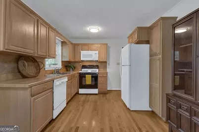 355 Circle Drive, Fayetteville, GA 30214 - Photo 10