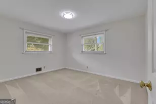 355 Circle Dr, Fayetteville, GA 30214 - Photo 14