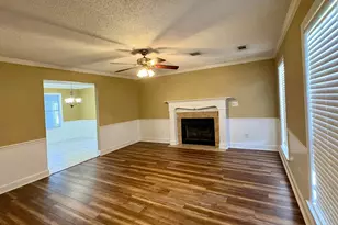 200 Williamsburg Ave, Warner Robins, GA 31088 - Photo 6