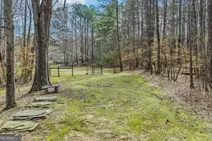 8 Tanglewood Rd, Newnan, GA 30263 - Photo 144