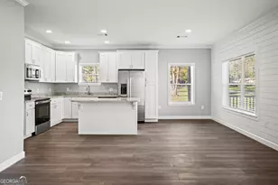 19 SW Pecan St, Ludowici, GA 31316 - Photo 6