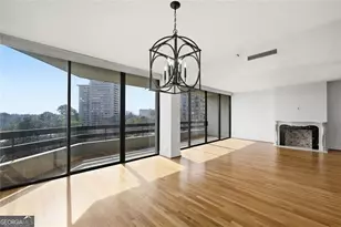 2660 Peachtree Rd NW, Atlanta, GA 30305 - Photo 10