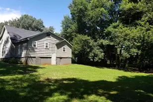 339 Mahaffey St, Jefferson, GA 30549 - Photo 2