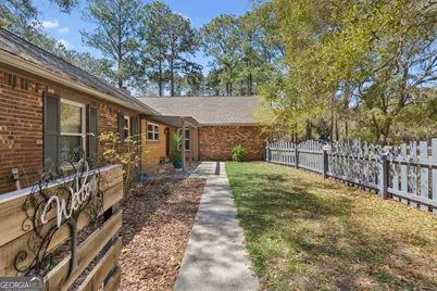 139 Mackay Drive, Brunswick, GA 31525 - Photo 4