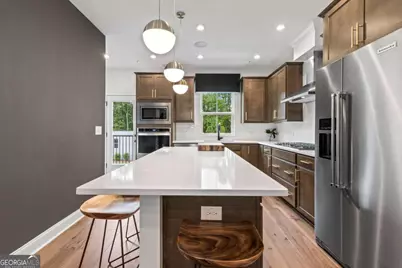 2578 Astaire Court, Atlanta, GA 30318 - Photo 12