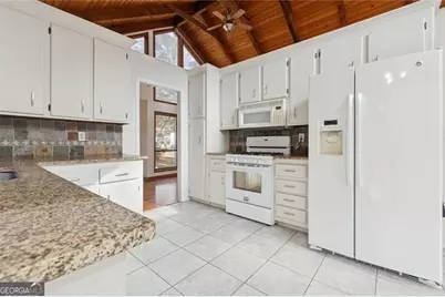 4910 Tremont Drive NE, Marietta, GA 30066 - Photo 18
